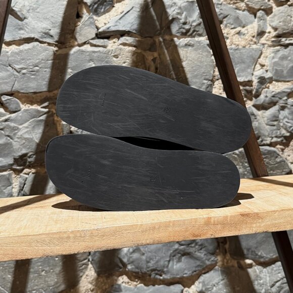 The Row Black Leather Sabot Slip-on Mules - Picture 6 of 10